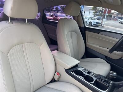 2018 Hyundai SONATA SEL   - Photo 12 - 