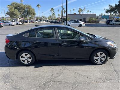 2017 Chevrolet Cruze LS Manual   - Photo 6 - 