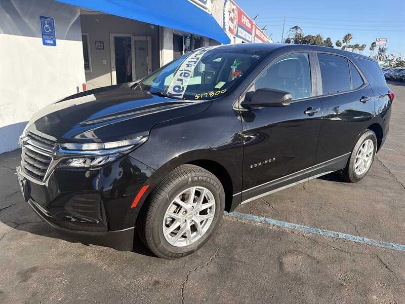 2022 Chevrolet Equinox LS  