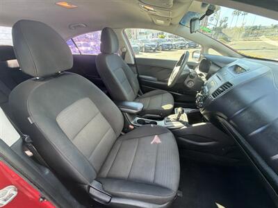 2016 Kia Forte LX - Photo 13 - National City, CA 91950
