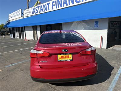 2016 Kia Forte LX - Photo 4 - National City, CA 91950