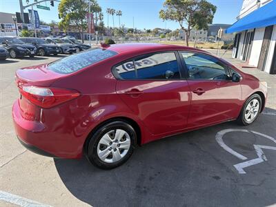 2016 Kia Forte LX - Photo 5 - National City, CA 91950