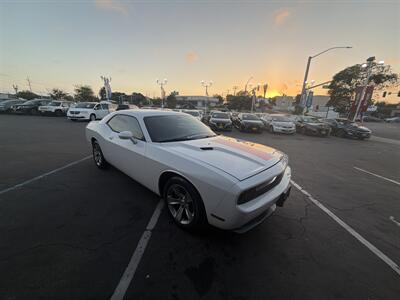 2014 Dodge Challenger SXT - Photo 7 -