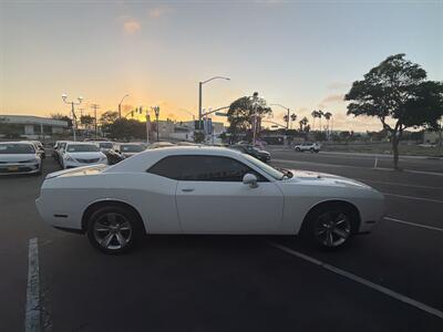 2014 Dodge Challenger SXT - Photo 6 -