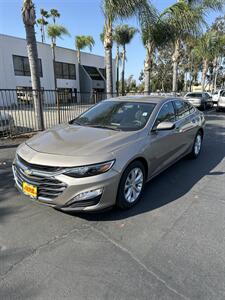2022 Chevrolet Malibu LT   - Photo 2 - 