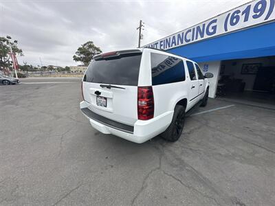 2013 Chevrolet Suburban LTZ   - Photo 5 - 