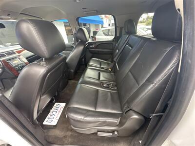 2013 Chevrolet Suburban LTZ   - Photo 11 - 