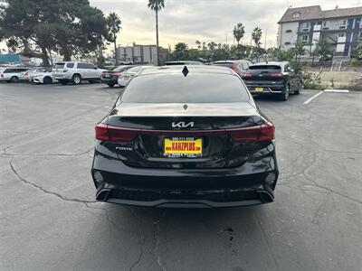 2023 Kia Forte LXS   - Photo 6 - National City, CA 91950