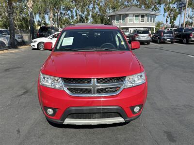 2018 Dodge Journey SXT   - Photo 2 - National City, CA 91950