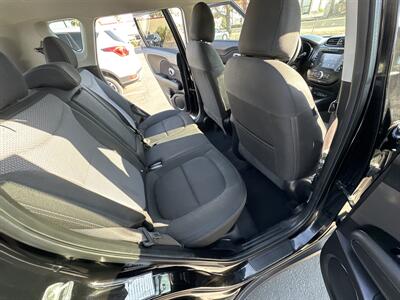 2019 Kia Soul +   - Photo 10 -