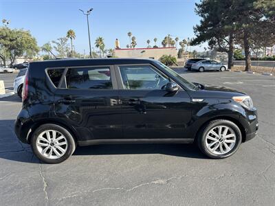 2019 Kia Soul +   - Photo 4 -