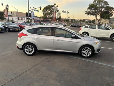 2016 Ford Focus SE - Photo 6 - National City, CA 91950