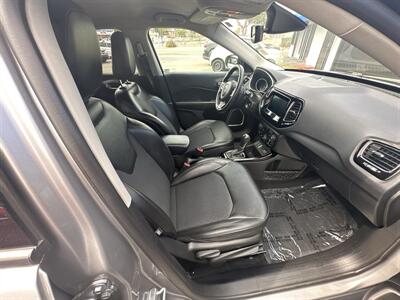 2019 Jeep Compass Latitude   - Photo 12 - 