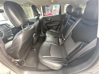 2019 Jeep Compass Latitude   - Photo 10 - 