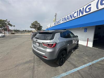 2019 Jeep Compass Latitude   - Photo 4 - 