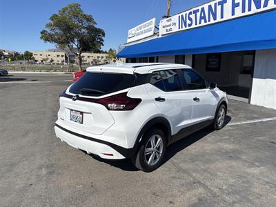 2022 Nissan Kicks S   - Photo 5 - 
