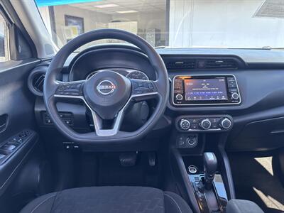 2022 Nissan Kicks S   - Photo 9 - 