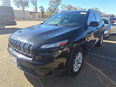 2018 Jeep Cherokee Latitude   - Photo 1 - 