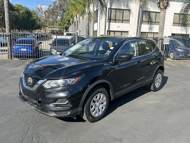 2020 Nissan Rogue Sport S  