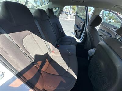 2019 Kia Optima LX   - Photo 10 - National City, CA 91950