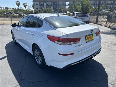 2019 Kia Optima LX   - Photo 7 - National City, CA 91950