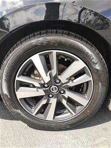 2021 Nissan Versa SV   - Photo 14 - National City, CA 91950