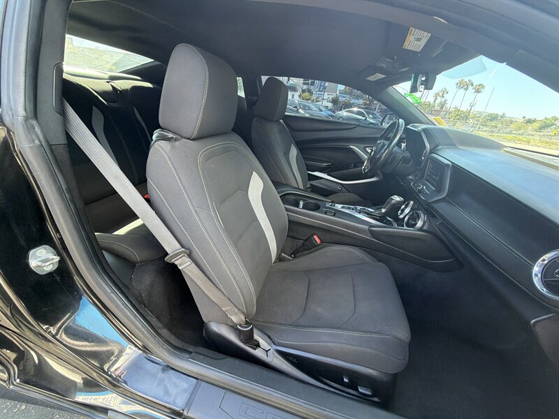 2018 Chevrolet Camaro LT - Photo 12 - National City, CA 91950