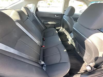 2020 Kia Optima LX   - Photo 12 - 