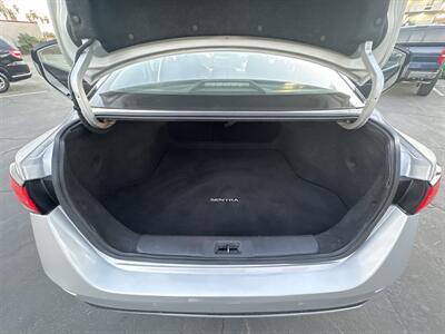 2021 Nissan Sentra SV   - Photo 11 - 