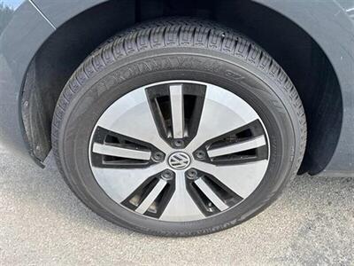 2016 Volkswagen e-Golf BE12B1   - Photo 30 - National City, CA 91950