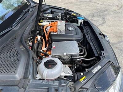 2016 Volkswagen e-Golf BE12B1   - Photo 27 - National City, CA 91950