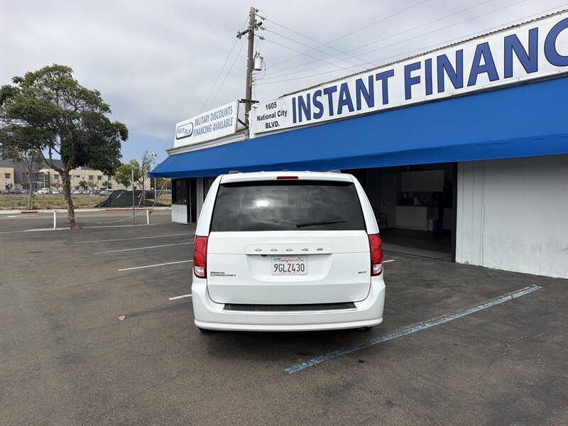 2020 Dodge Grand Caravan Passenger SXT - Photo 5 - National City, CA 91950