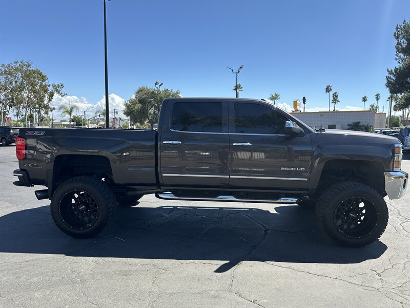 2015 Chevrolet Silverado 2500 HD Crew Ca LTZ - Photo 4 -