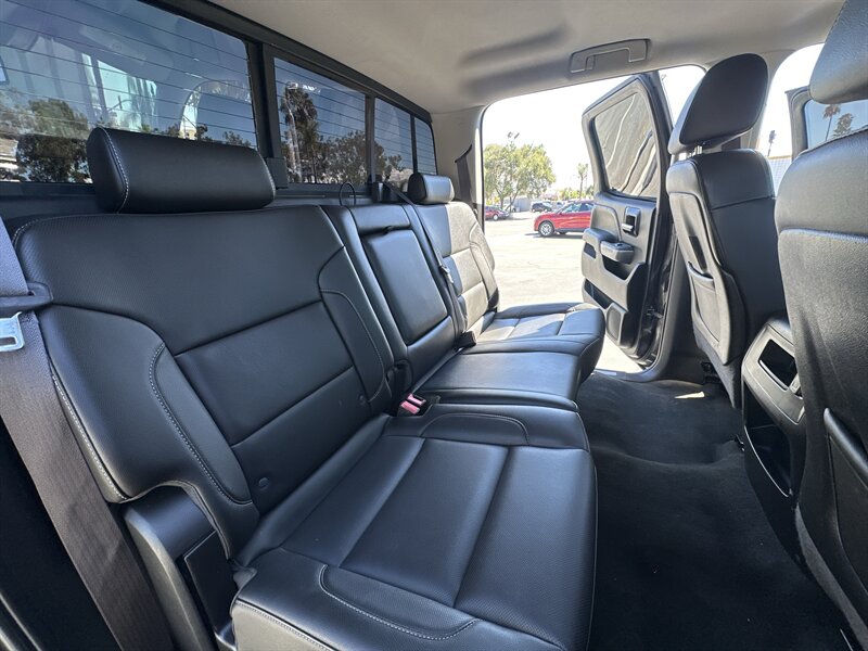 2015 Chevrolet Silverado 2500 HD Crew Ca LTZ - Photo 11 -