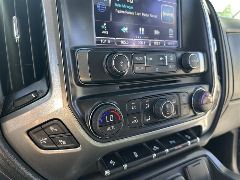 2015 Chevrolet Silverado 2500 HD Crew Ca LTZ - Photo 19 -