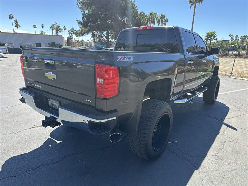 2015 Chevrolet Silverado 2500 HD Crew Ca LTZ - Photo 5 -