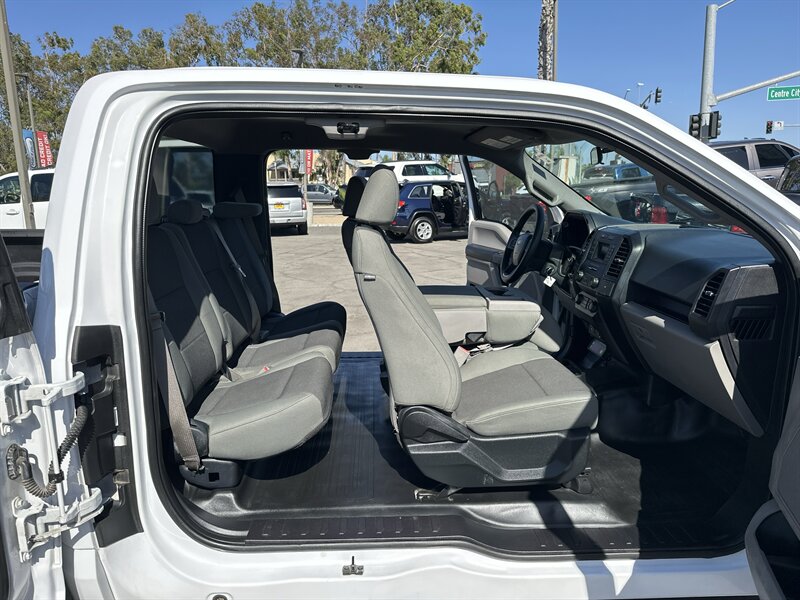 2016 Ford F150 Super Cab XL - Photo 10 -