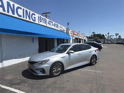 2020 Kia Optima LX - Photo 2 -