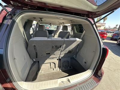 2018 Kia Sedona LX - Photo 12 -