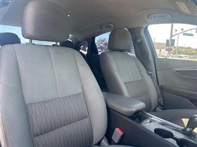 2017 Chevrolet Impala 1GX69   - Photo 17 - National City, CA 91950