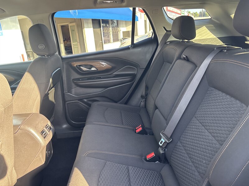 2021 Gmc Terrain SLE photo 10