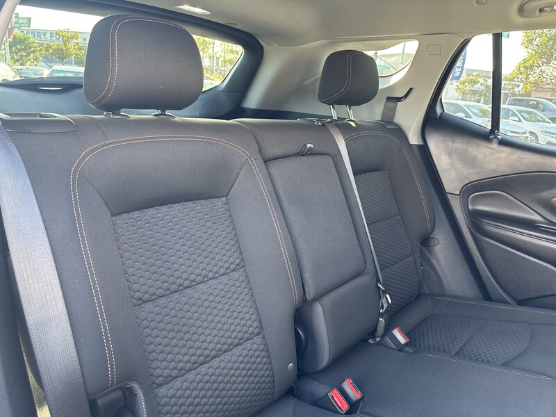 2021 Gmc Terrain SLE photo 12