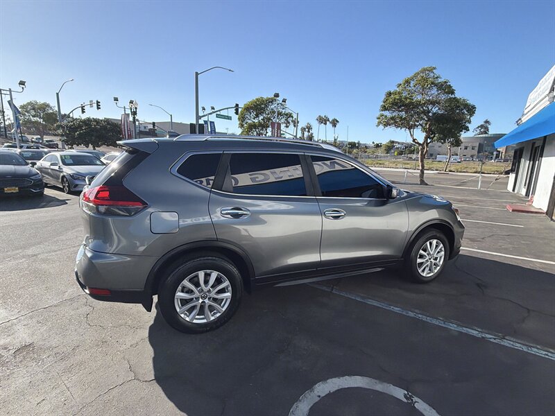2019 Nissan Rogue SV - Photo 6 - National City, CA 91950