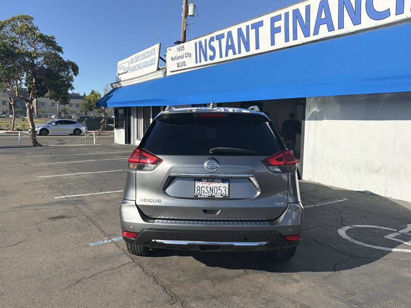 2019 Nissan Rogue SV - Photo 5 - National City, CA 91950