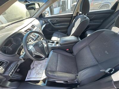 2018 Nissan Altima 2.5 S   - Photo 10 - 
