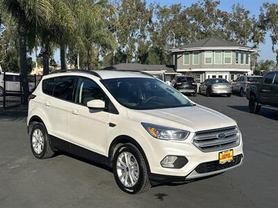 2018 Ford Escape SE   - Photo 3 - 