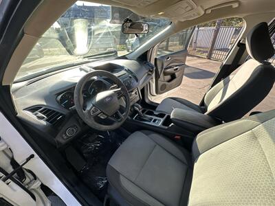 2018 Ford Escape SE   - Photo 15 - 