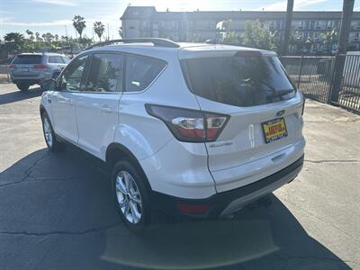 2018 Ford Escape SE   - Photo 7 - 