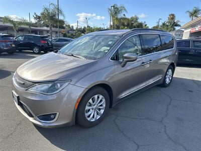 2017 Chrysler Pacifica Touring-L   - Photo 1 - 