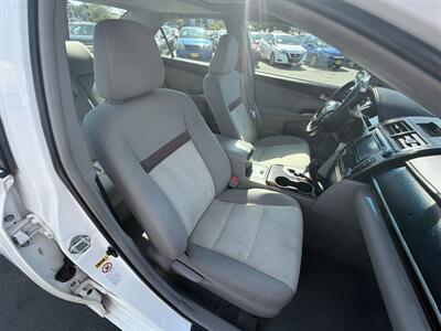 2012 Toyota Camry XLE - Photo 13 -